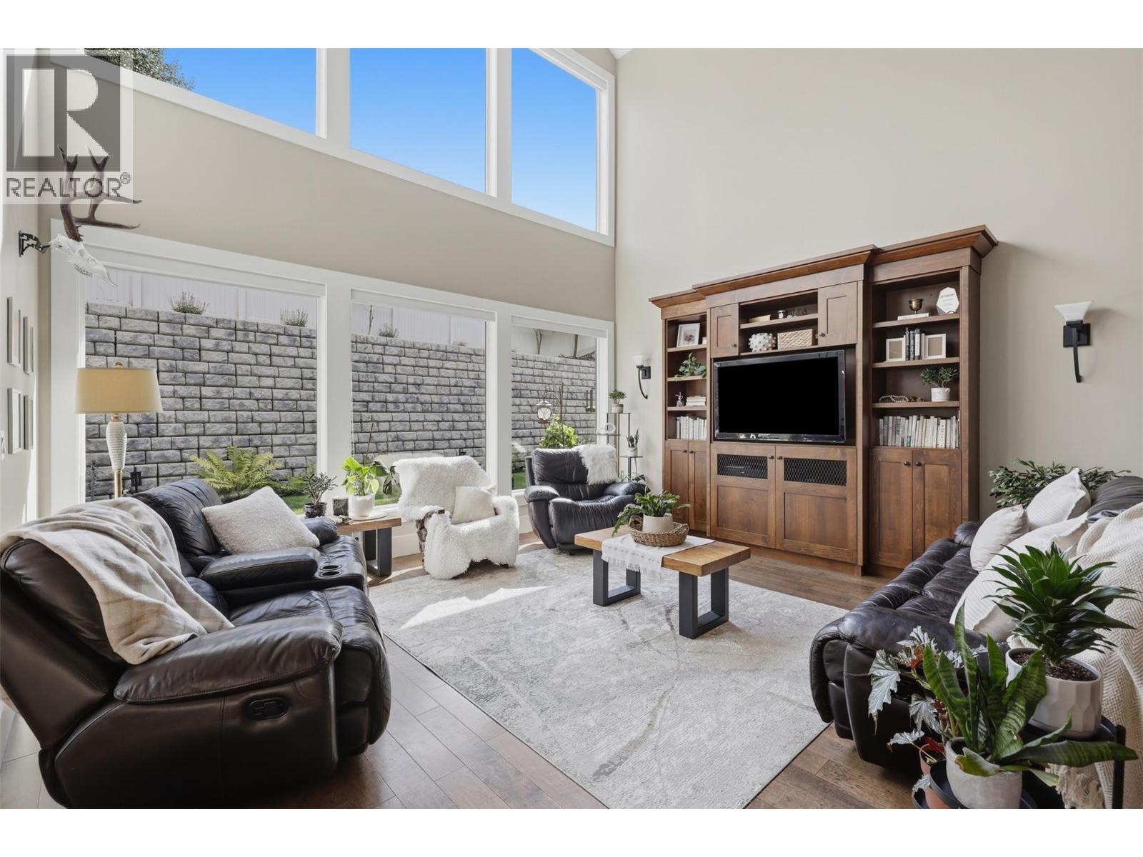 819 Fernie Court - 10