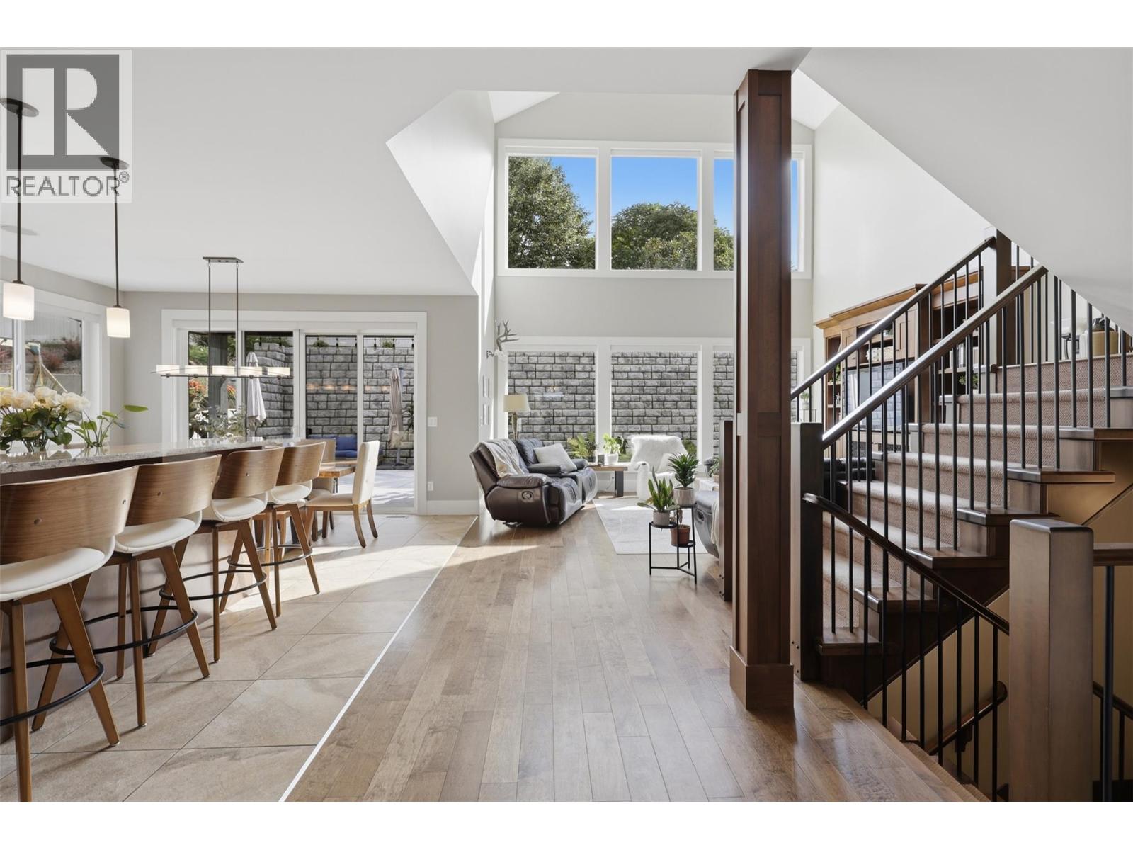 819 Fernie Court - 8