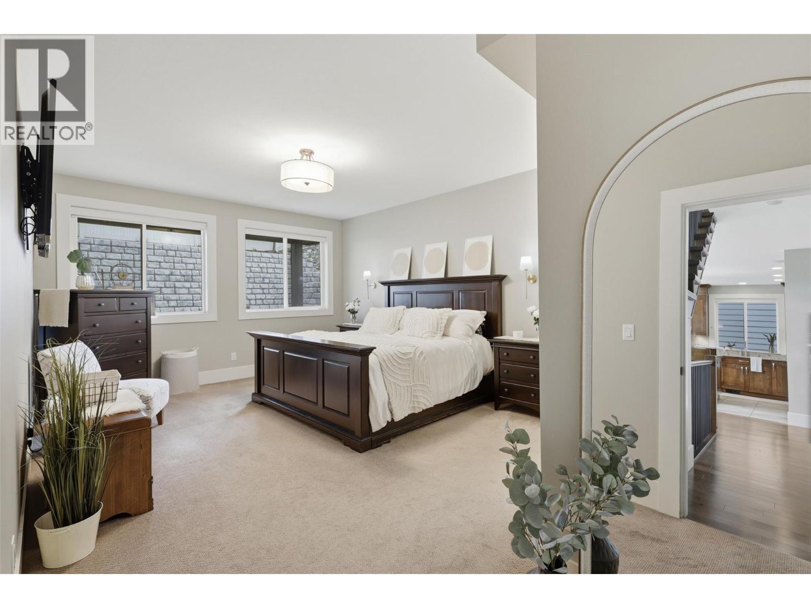 819 Fernie Court - Image 24