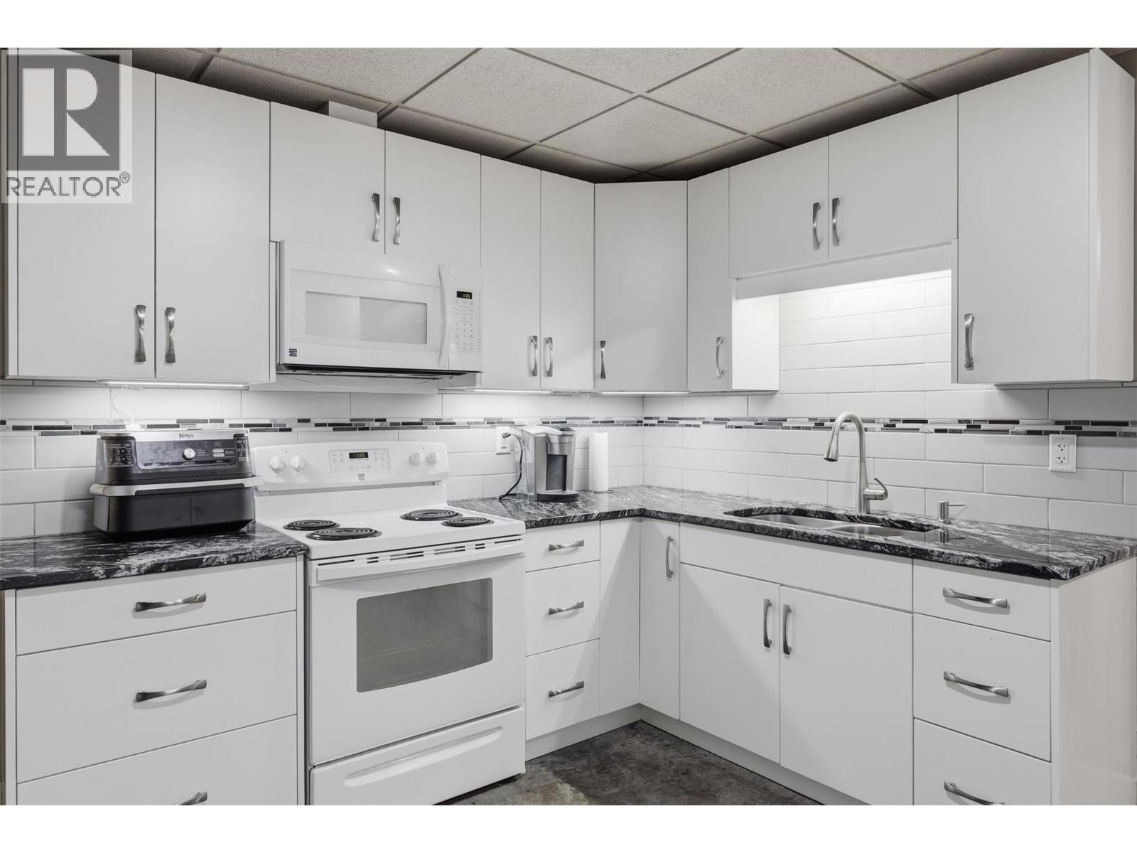819 Fernie Court - Image 77