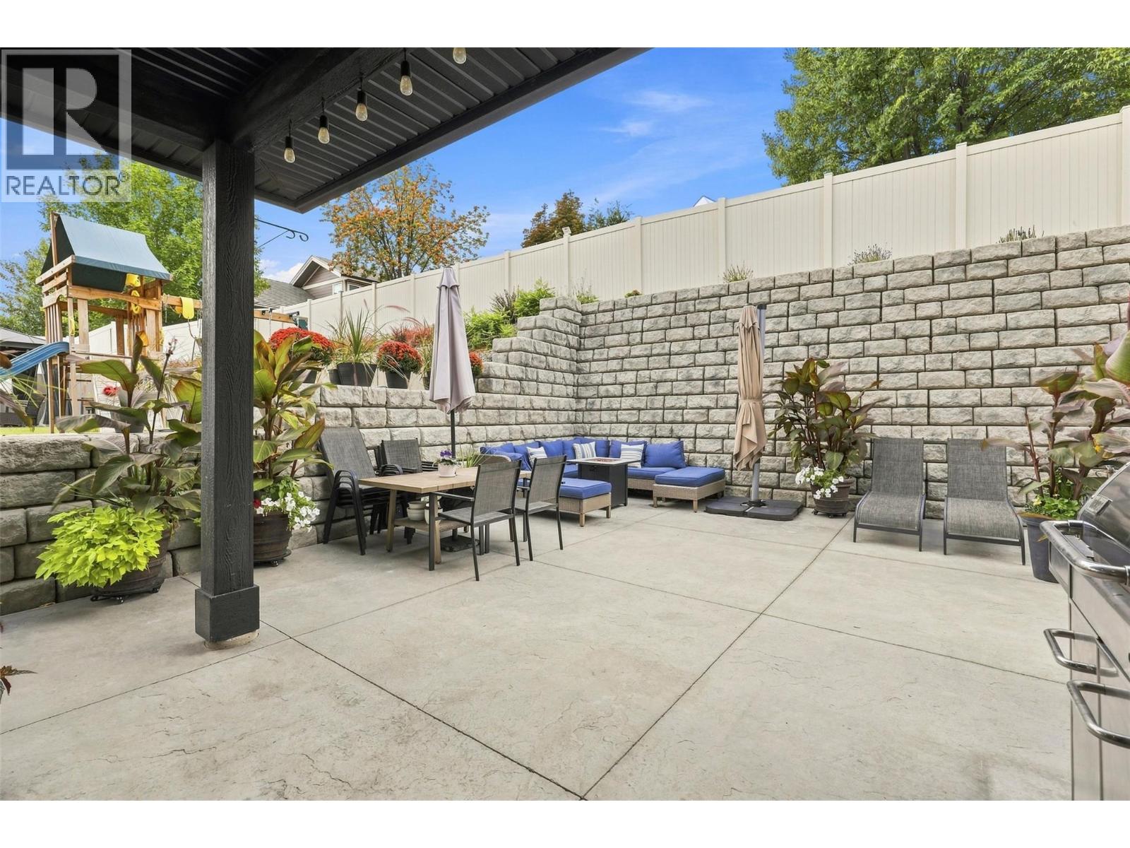 819 Fernie Court - 34
