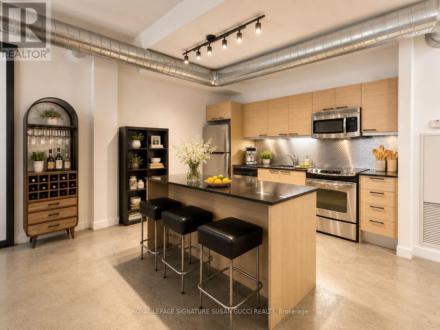 #610 625 Queen Street East, Toronto (South Riverdale), Ontario, M4M1G7, Toronto (South Riverdale), Ontario — photo 4 of 5
