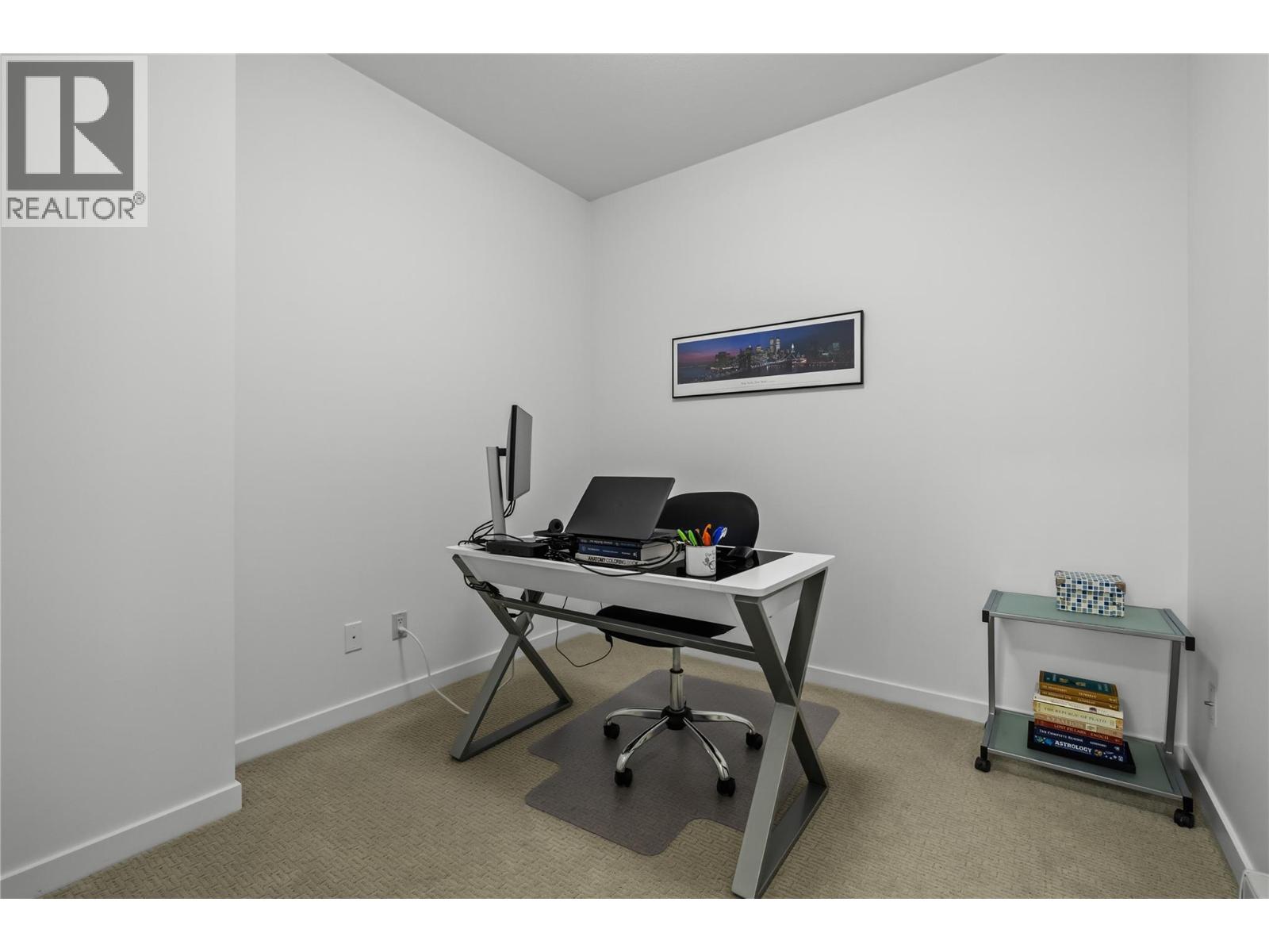 110 3735 Casorso Road, Kelowna