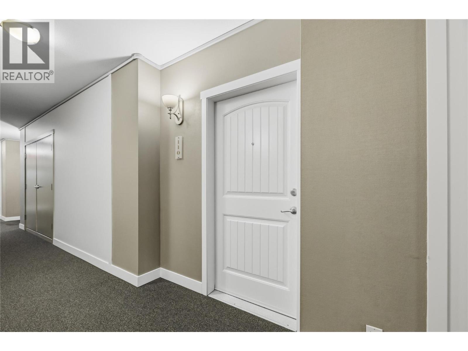 110 3735 Casorso Road, Kelowna