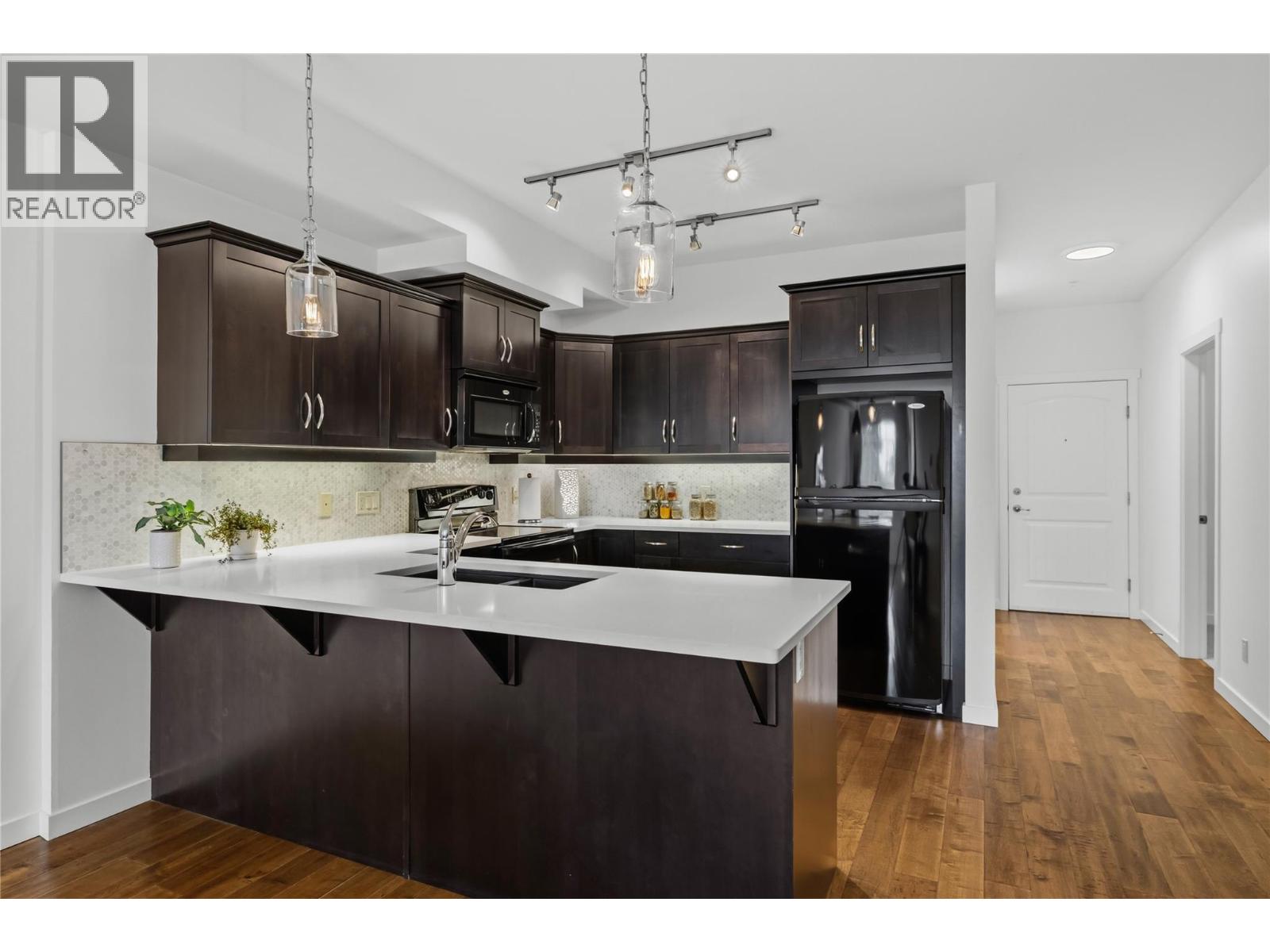 110 3735 Casorso Road, Kelowna