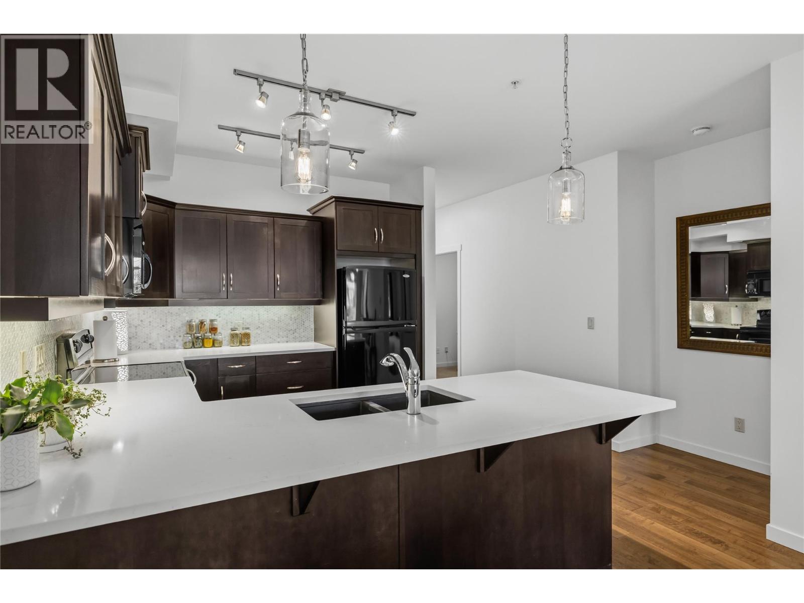 110 3735 Casorso Road, Kelowna