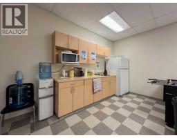 11417 91 Avenue, Grande Prairie, AB T8X5Z3 Photo 6