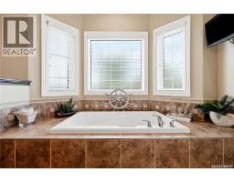4501 Bergamot Bay E, Regina, SK S4V1M8 Photo 35