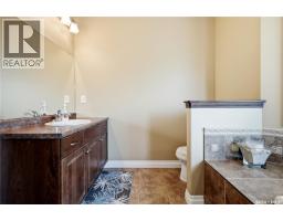 4501 Bergamot Bay E, Regina, SK S4V1M8 Photo 36