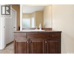 4501 Bergamot Bay E, Regina, SK S4V1M8 Photo 37