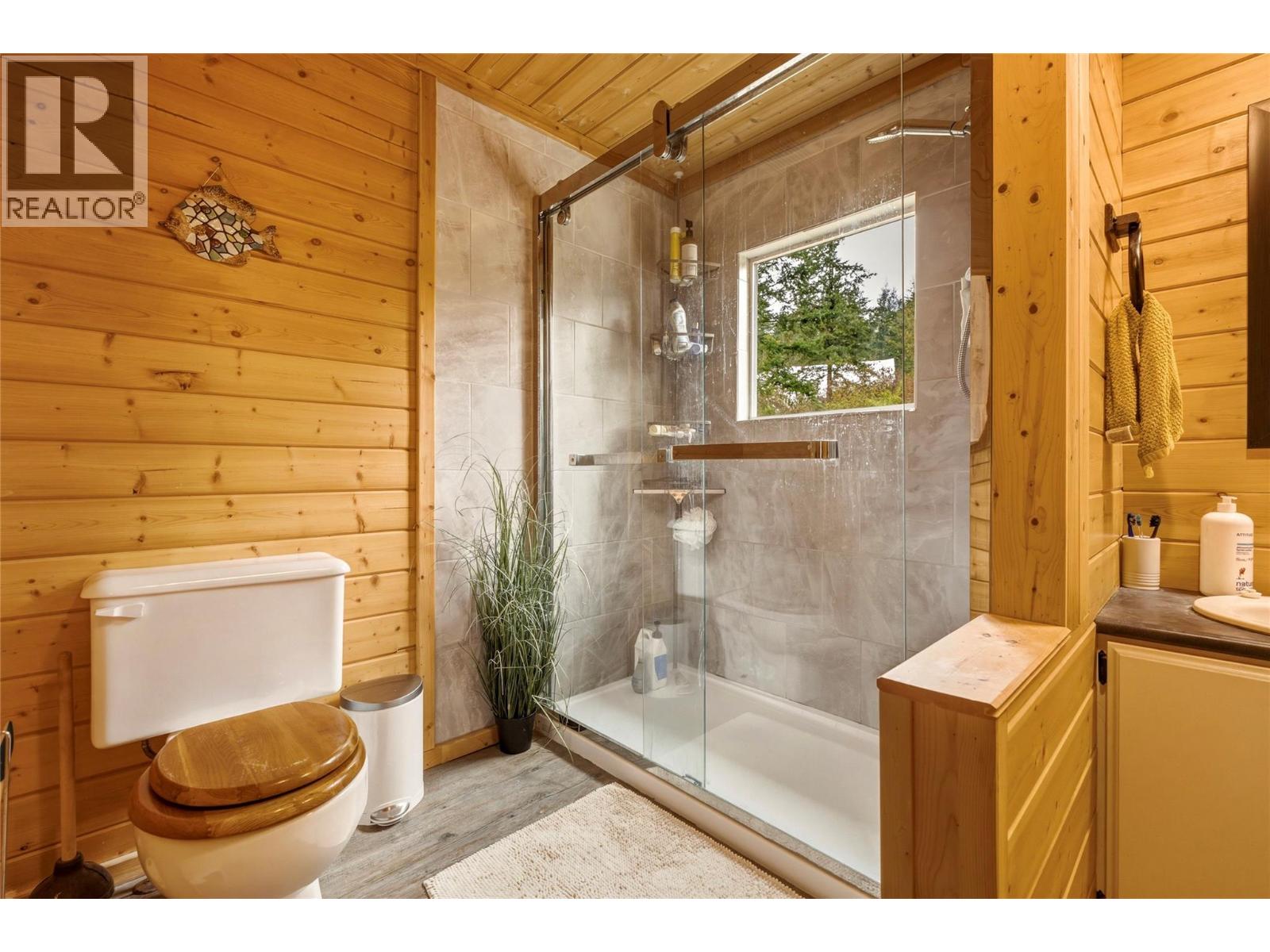 2433 Sherry Road - Image 20