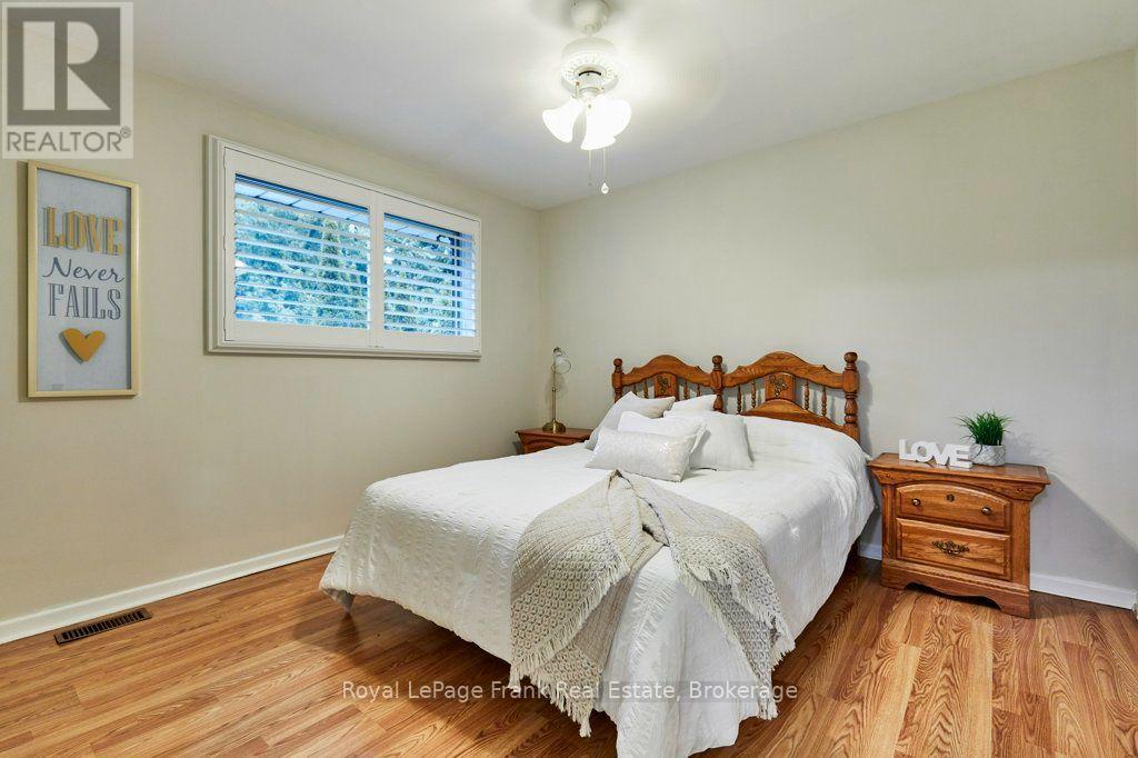 15111 SIMCOE STREET - 17