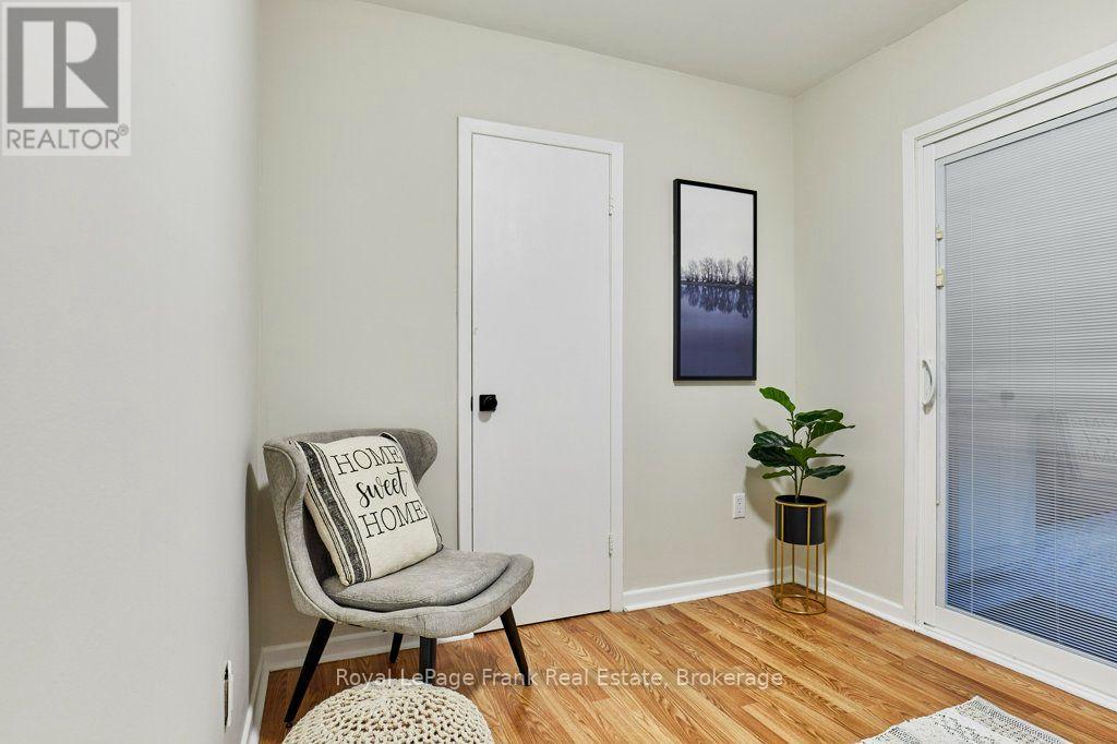 15111 SIMCOE STREET - 22