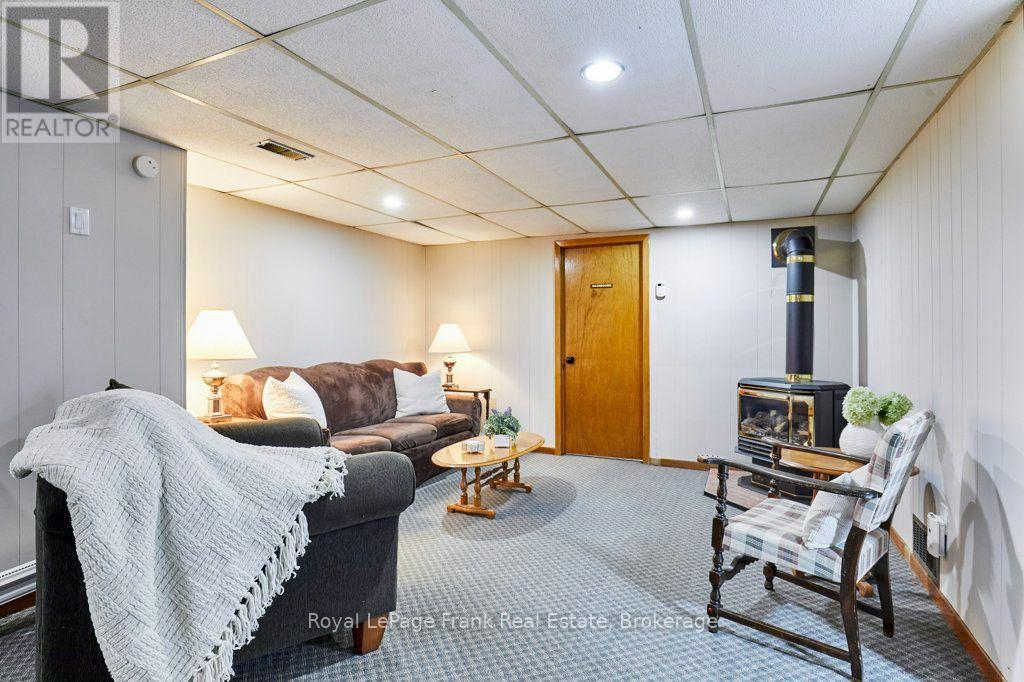 15111 SIMCOE STREET - Image 25