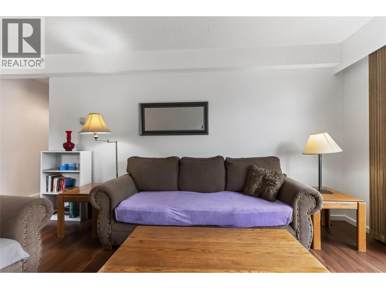 #303 51 Ridgemont Drive - 18