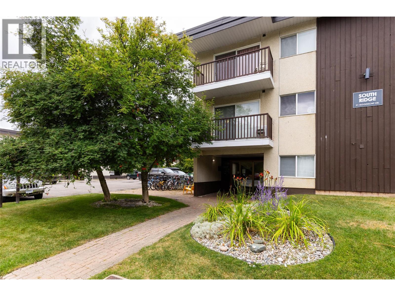 #303 51 Ridgemont Drive - 8