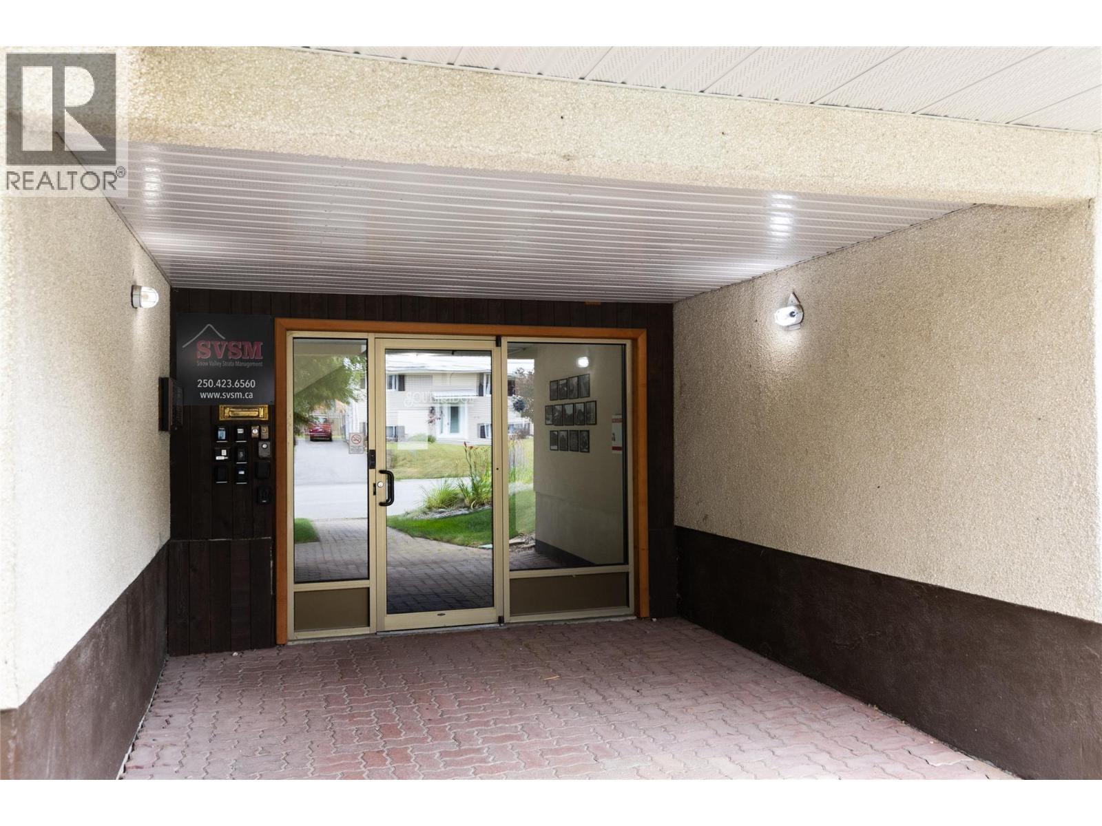 #303 51 Ridgemont Drive - 9