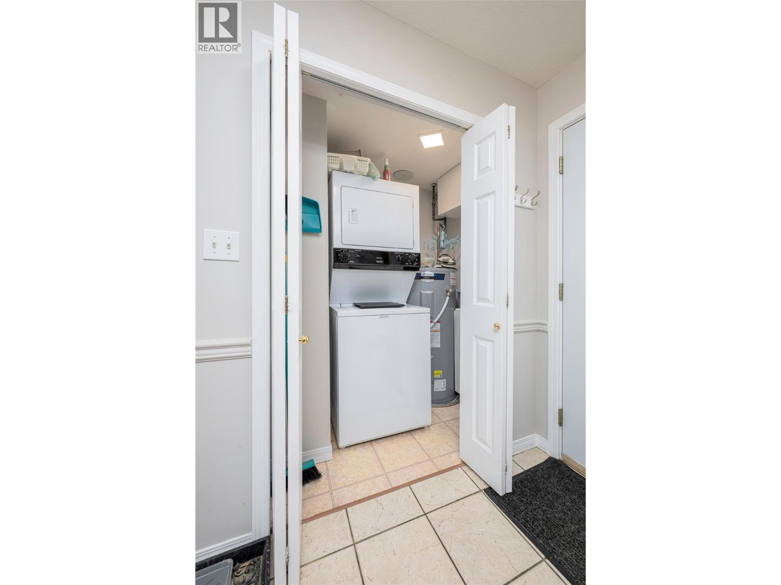 308 215 Kettle View Road, Big White