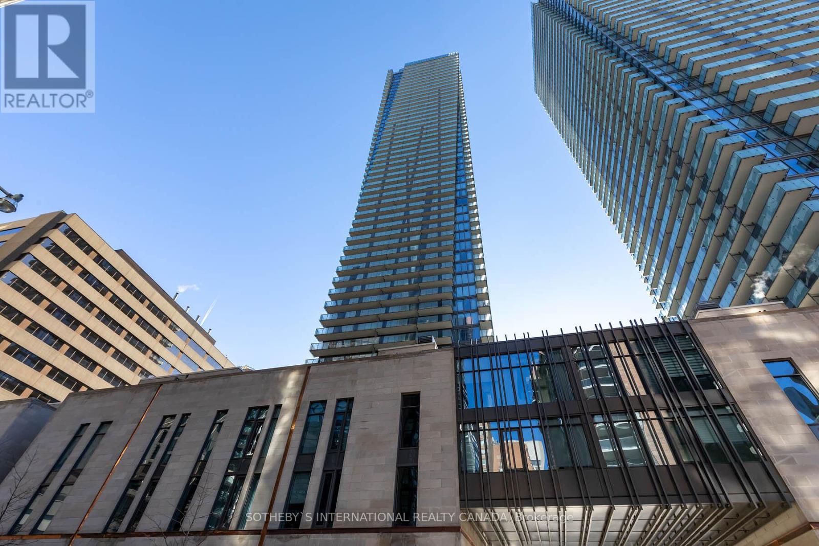 Photo of 1080 Bay Street