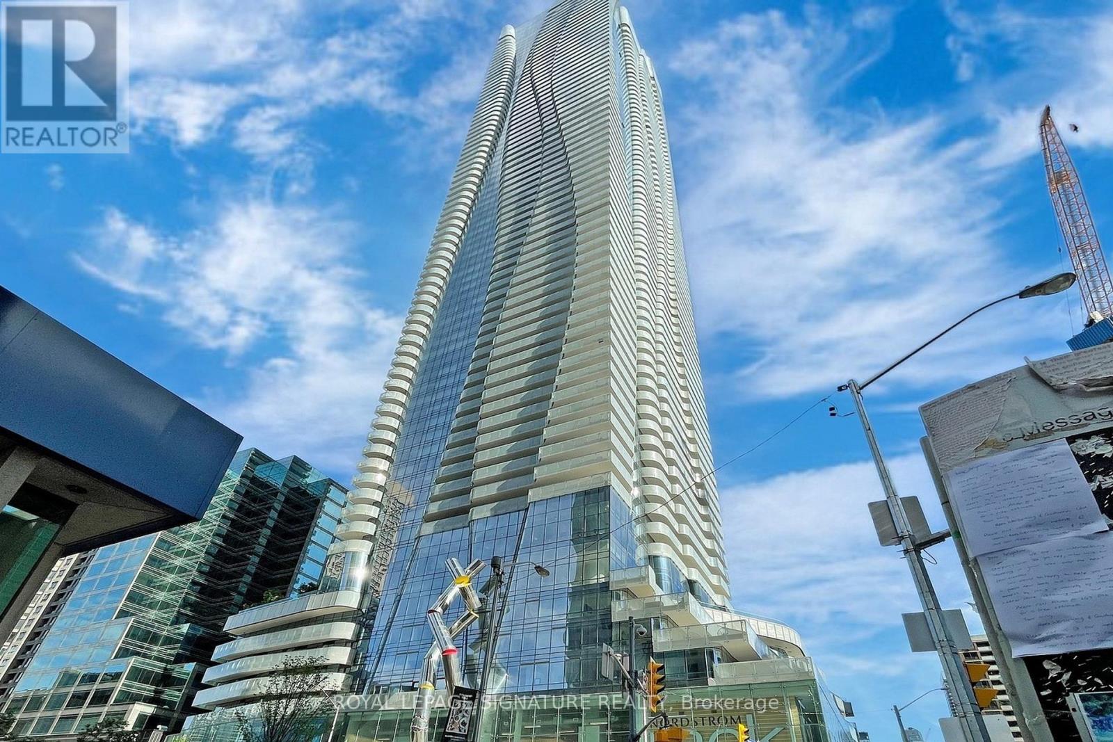 Photo of 1 Bloor Street
