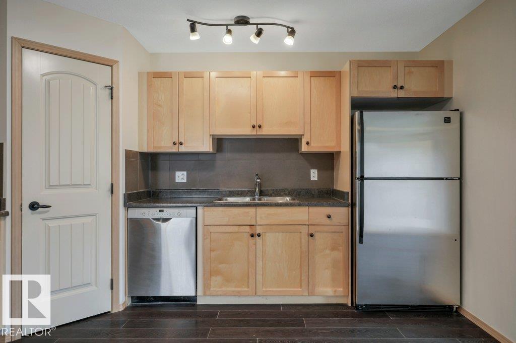 #109 604 62 ST SW - Image 13