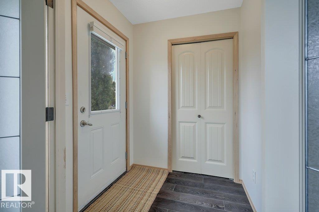 #109 604 62 ST SW - 5