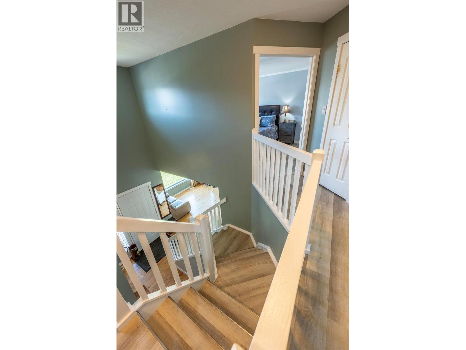 1424 Deer Ridge Road - 36