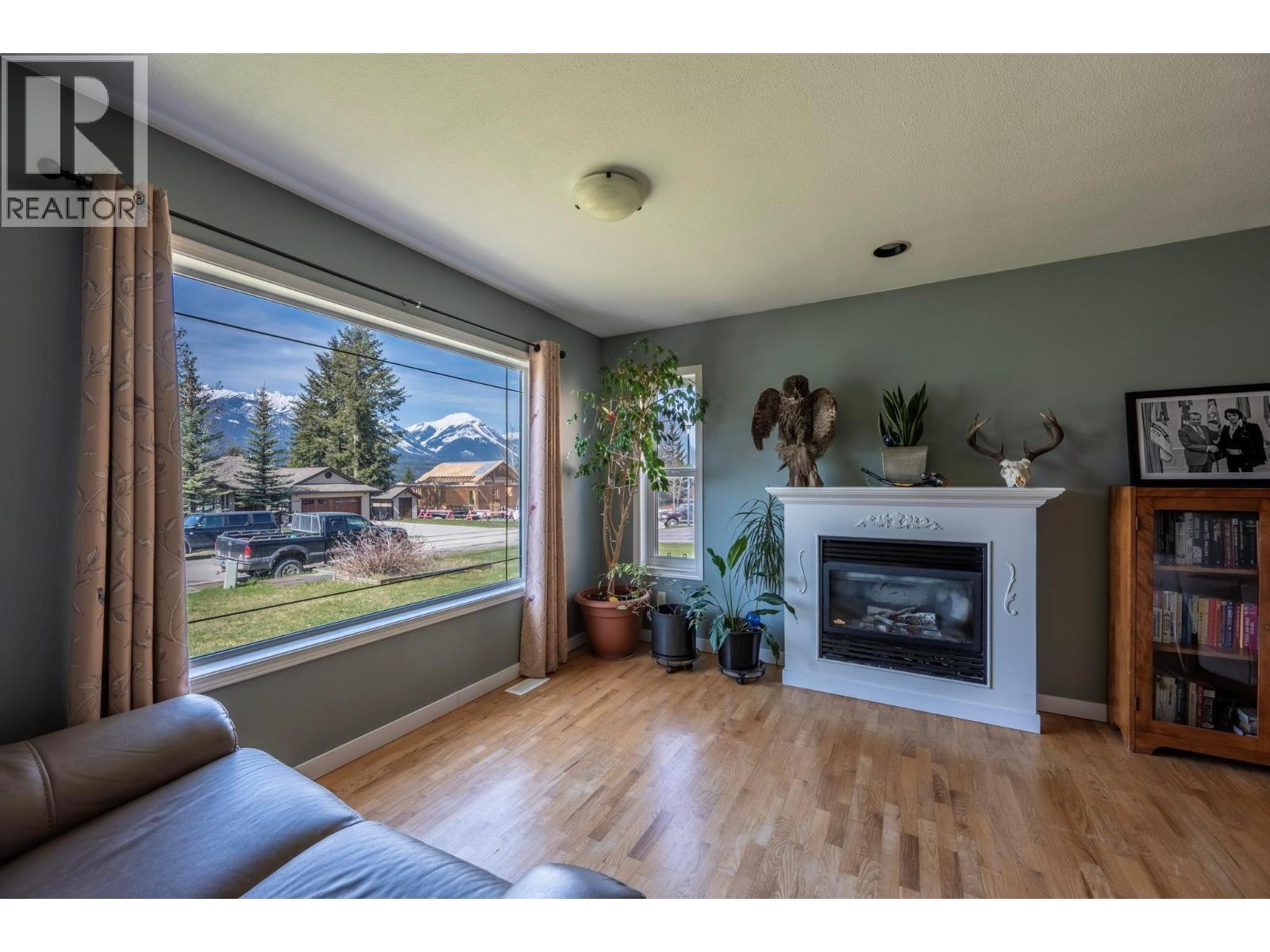 1424 Deer Ridge Road - Image 30
