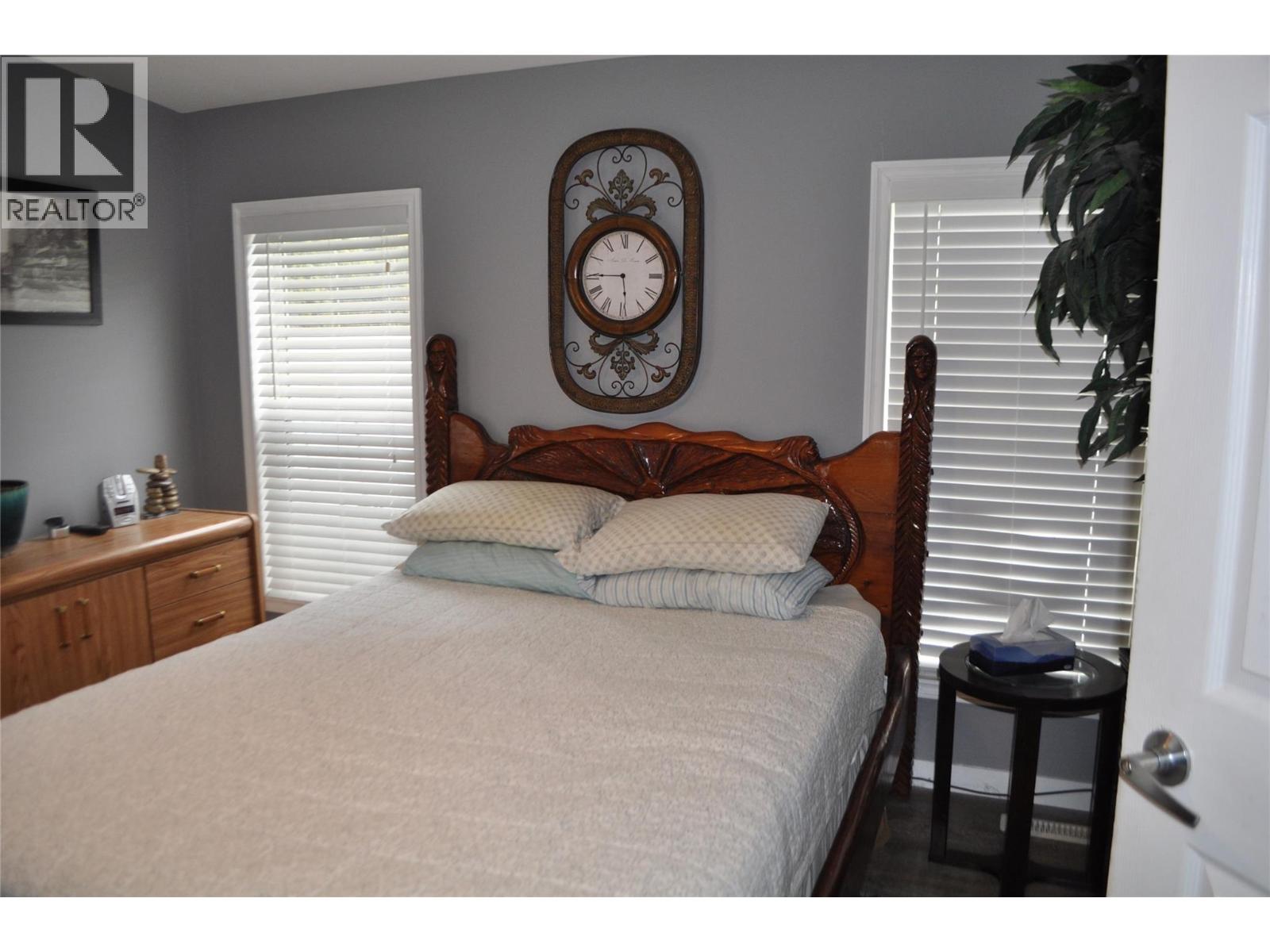 #10 610 Katherine Road - 10