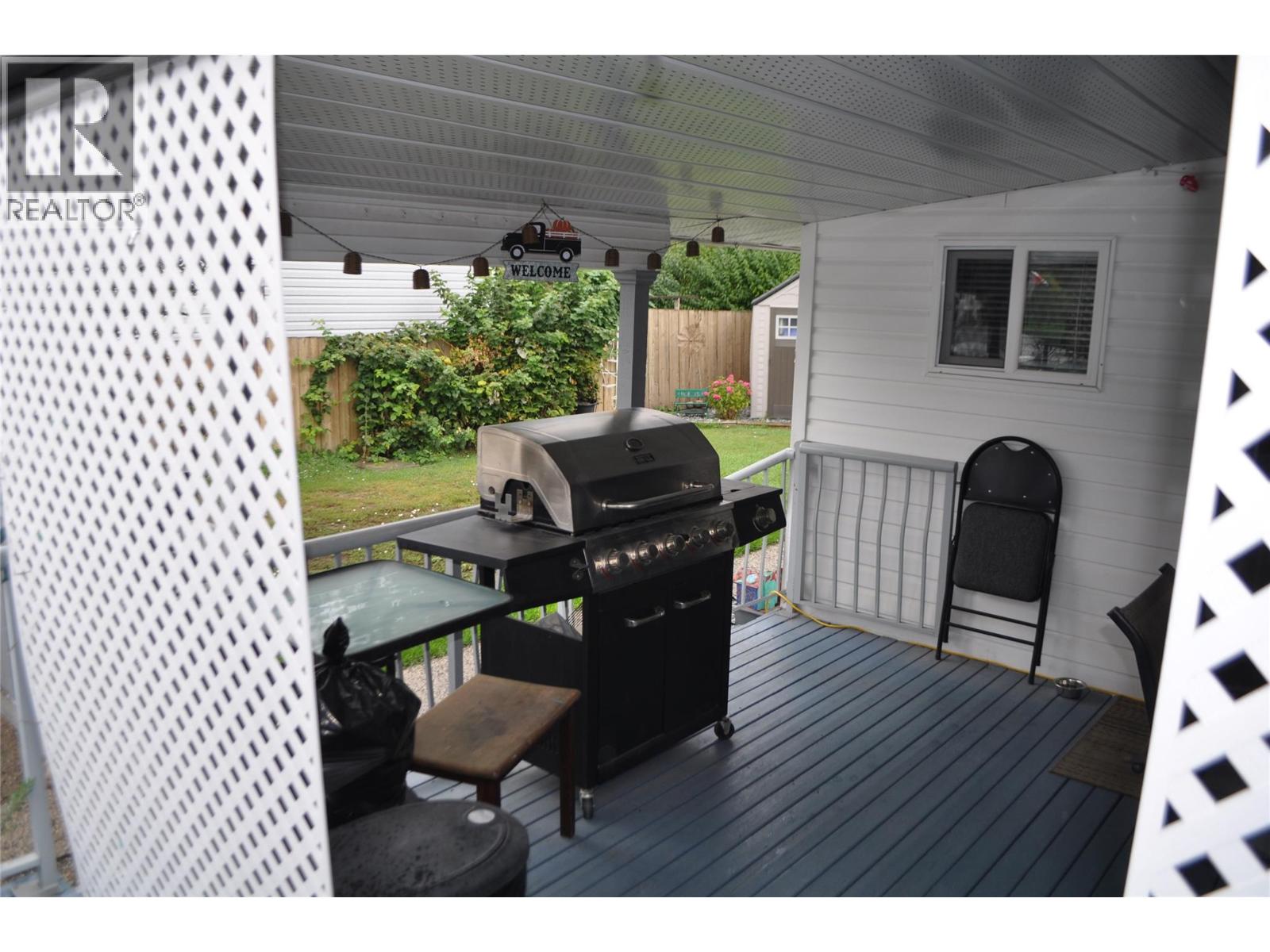 #10 610 Katherine Road - 19