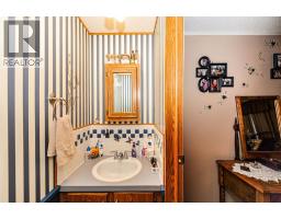 117 Railway Avenue, Rosalind, AB T0B3Y0 Photo 20