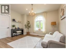 122 Oliver Avenue, Gull Lake, AB T4L2N1 Photo 36