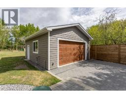122 Oliver Avenue, Gull Lake, AB T4L2N1 Photo 46