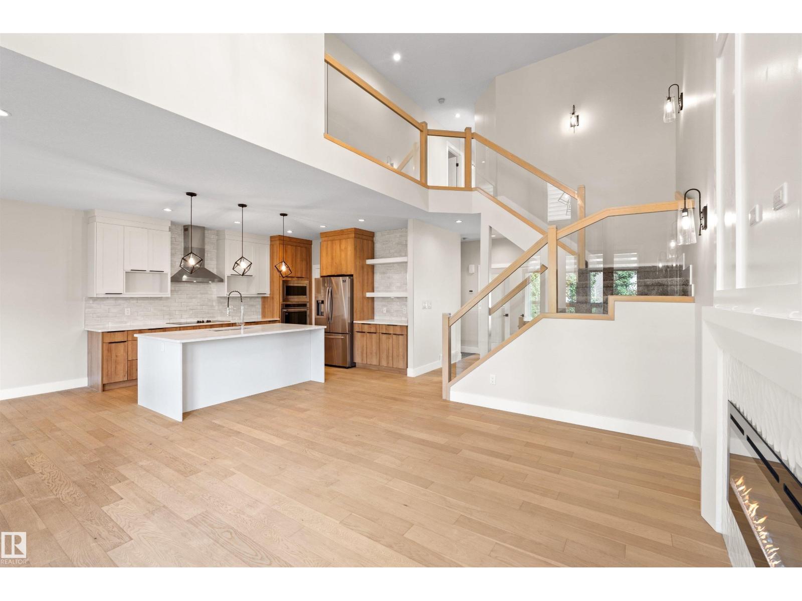 9804 223 ST NW - 14