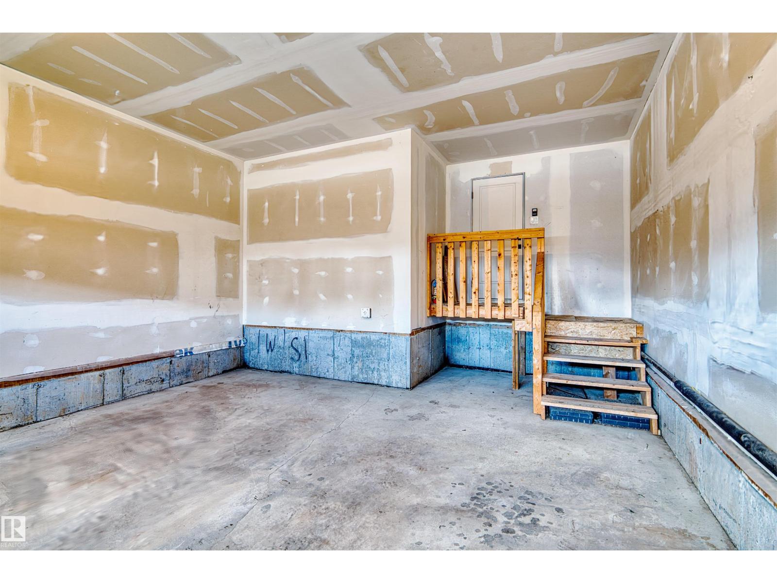 9804 223 ST NW - Image 38