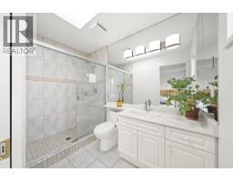 304 1550 Fell Avenue Avenue, North Vancouver, BC V7P3E7 Photo 11