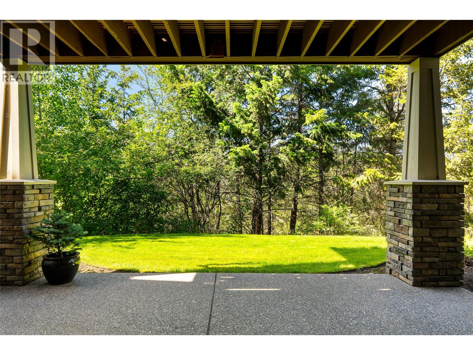 108 Mashie Crescent - Image 40