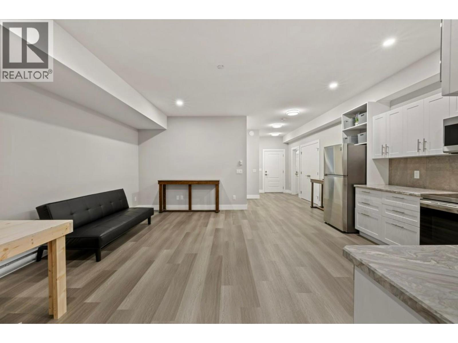  2505 Tallus Heights Drive, West Kelowna