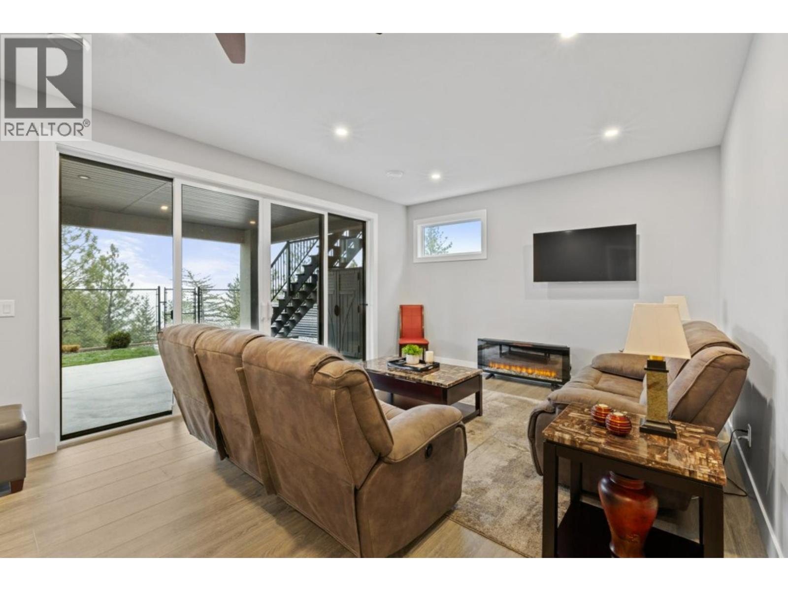  2505 Tallus Heights Drive, West Kelowna