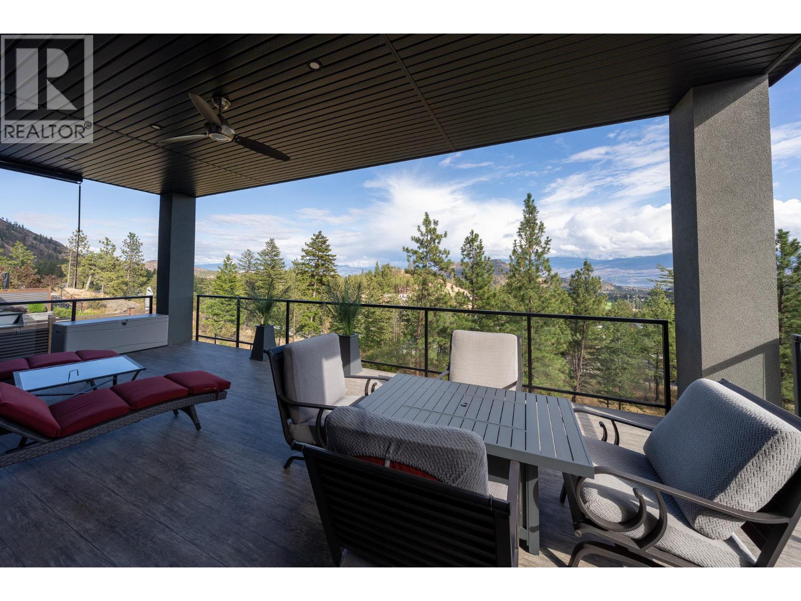  2505 Tallus Heights Drive, West Kelowna