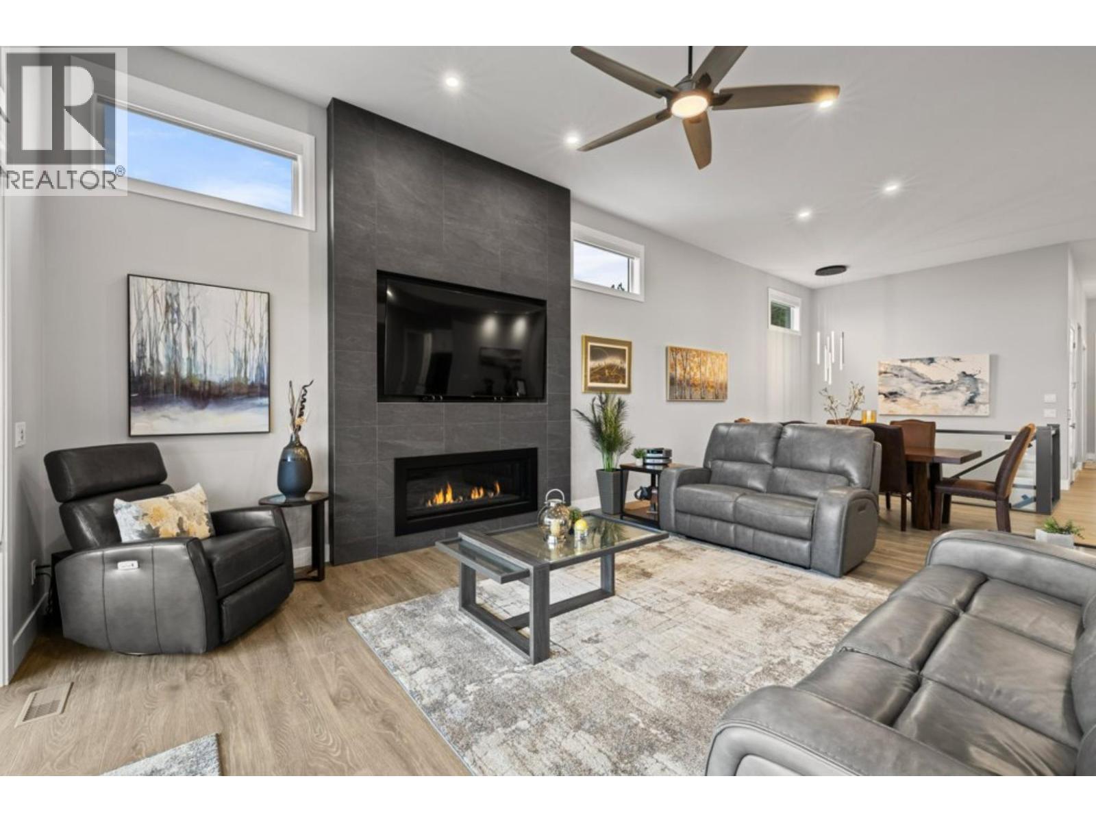 2505 Tallus Heights Drive, West Kelowna