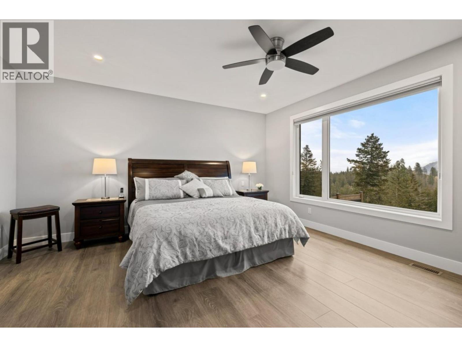  2505 Tallus Heights Drive, West Kelowna