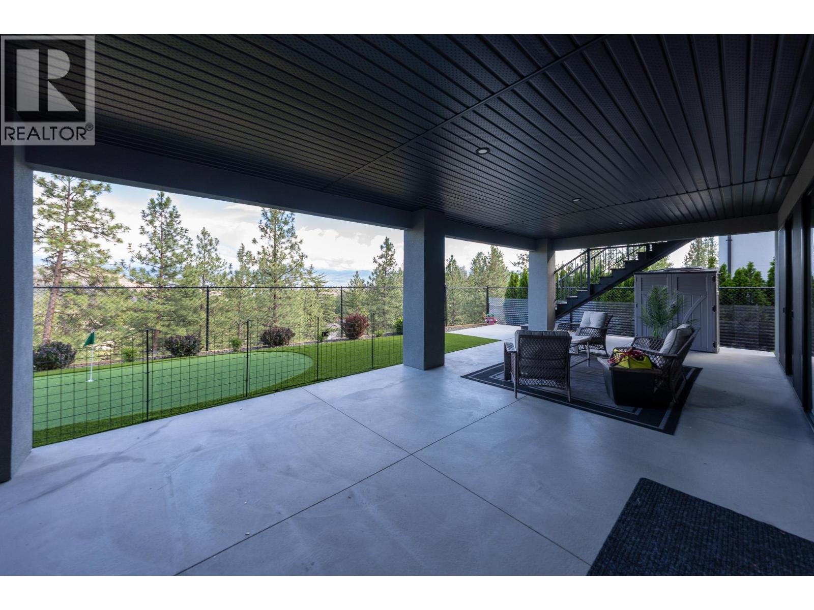  2505 Tallus Heights Drive, West Kelowna