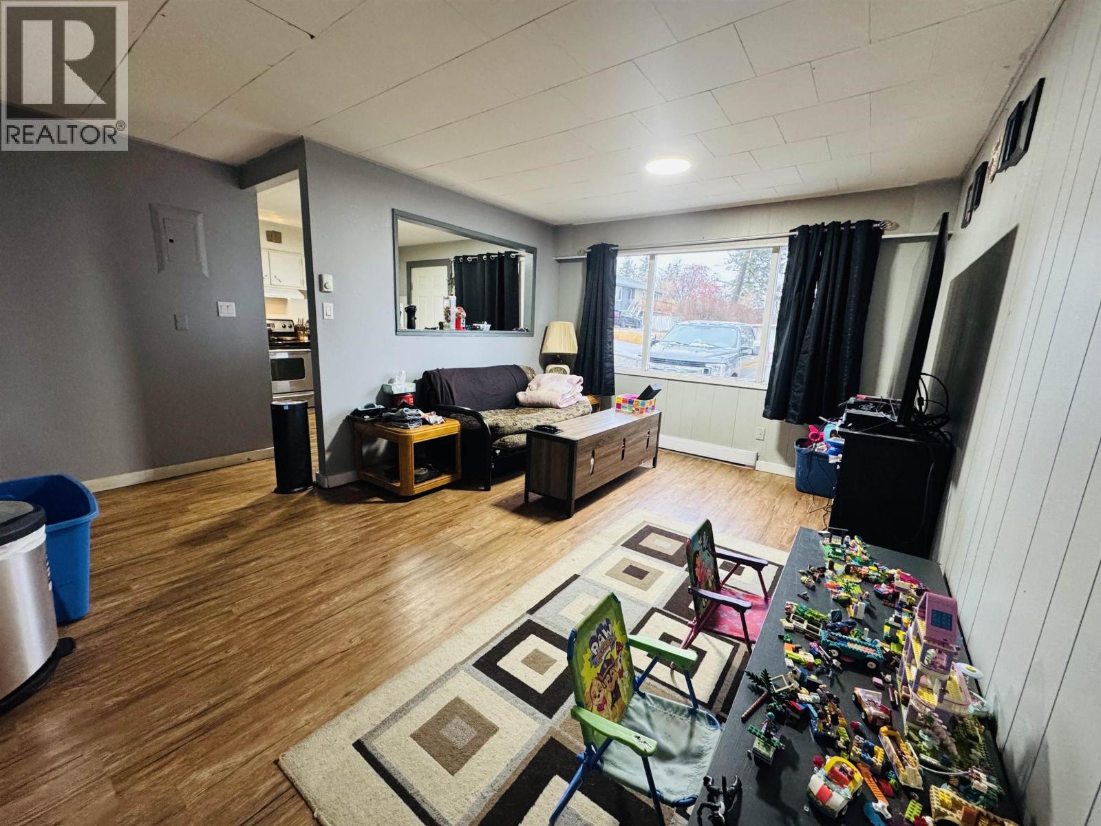 904 TOOP ROAD - Image 11