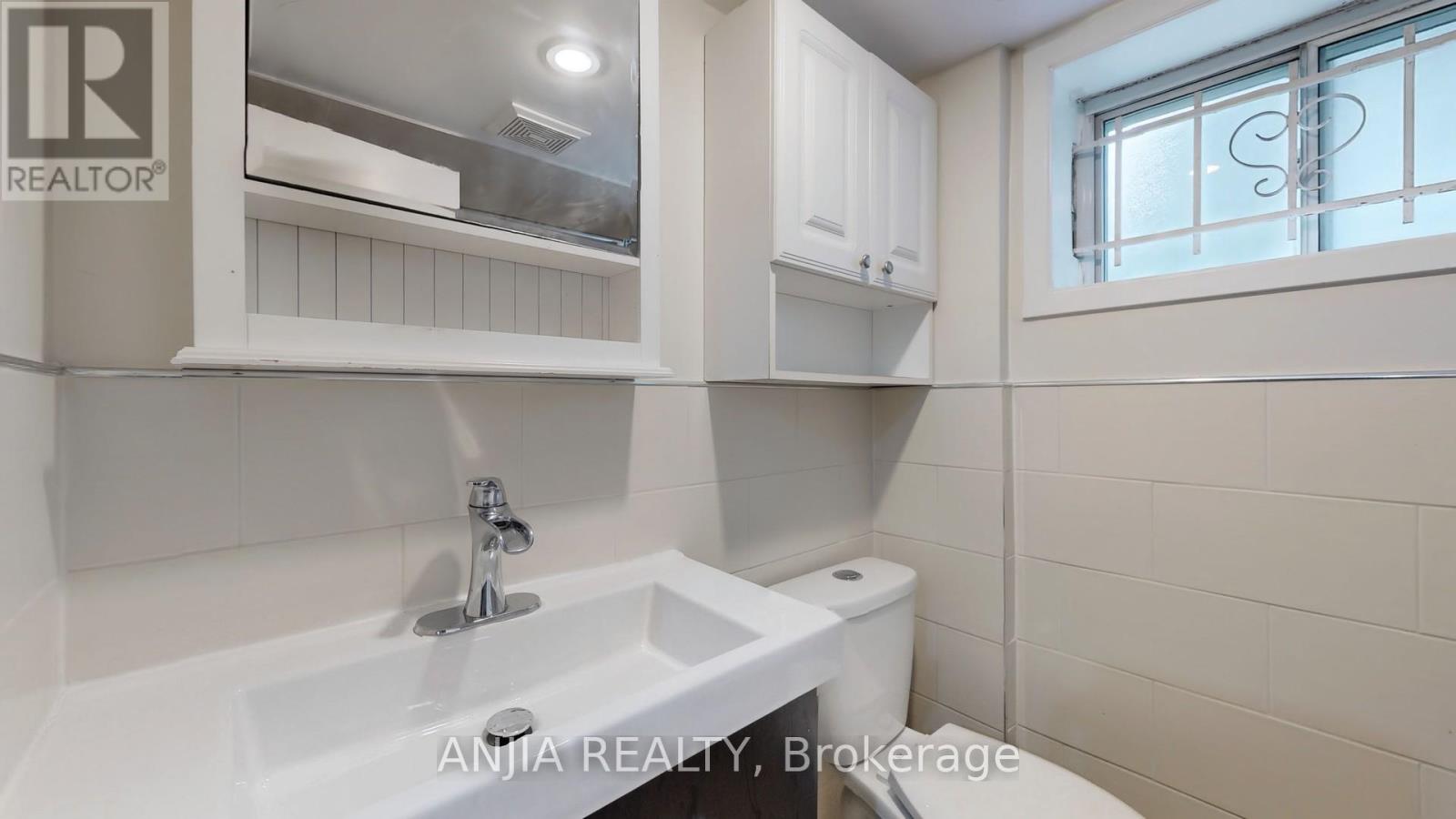 691 GREENWOOD AVENUE - Image 25