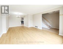 14 Faulkner Crescent, Toronto, ON M9M2C1 Photo 13