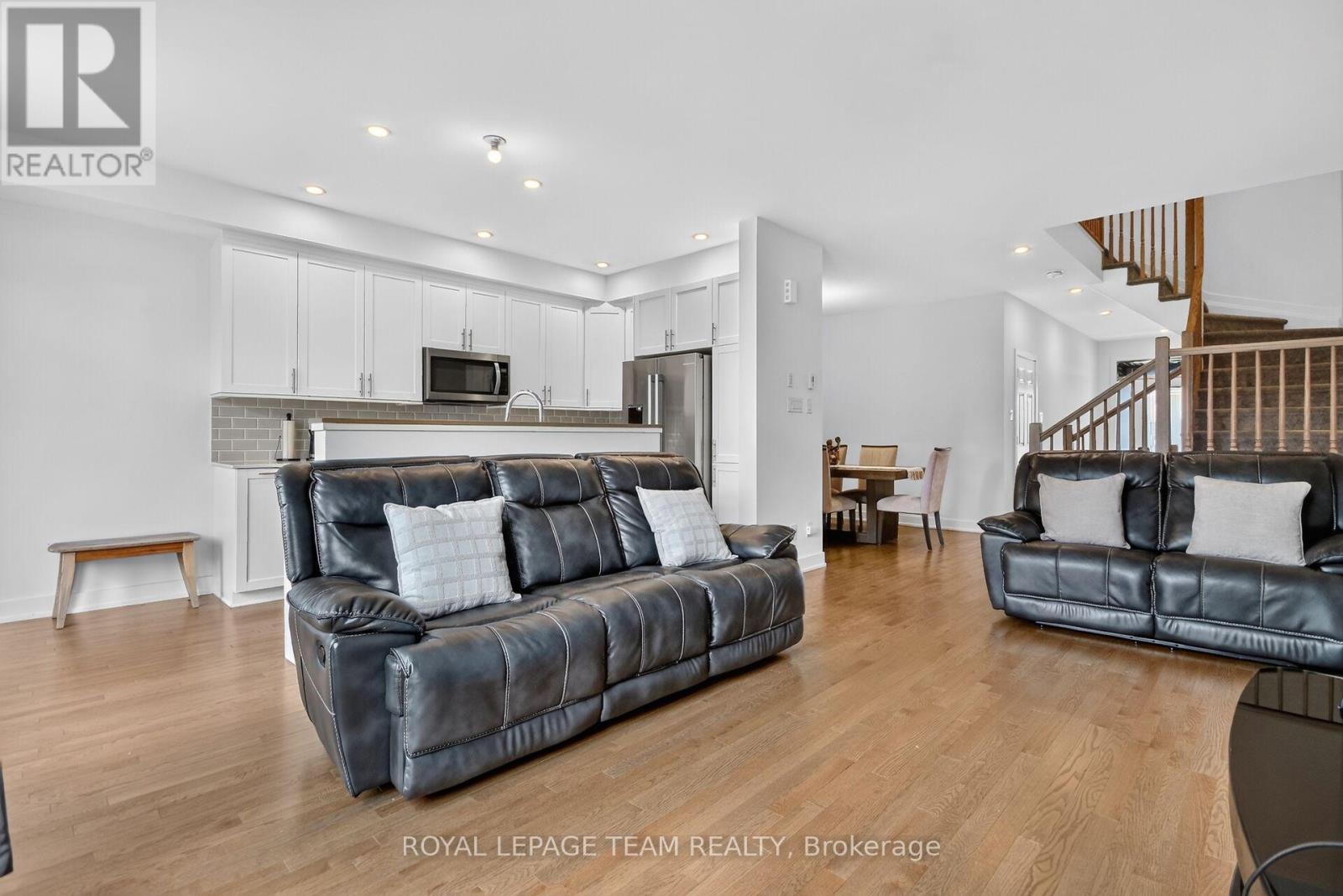 41 Moosonee Crescent, Ottawa, Ontario, K4M0M1, Ottawa, Ontario — photo 5 of 5