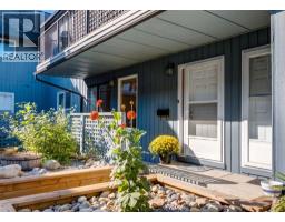 3, 123 13 Avenue NE - photo 2