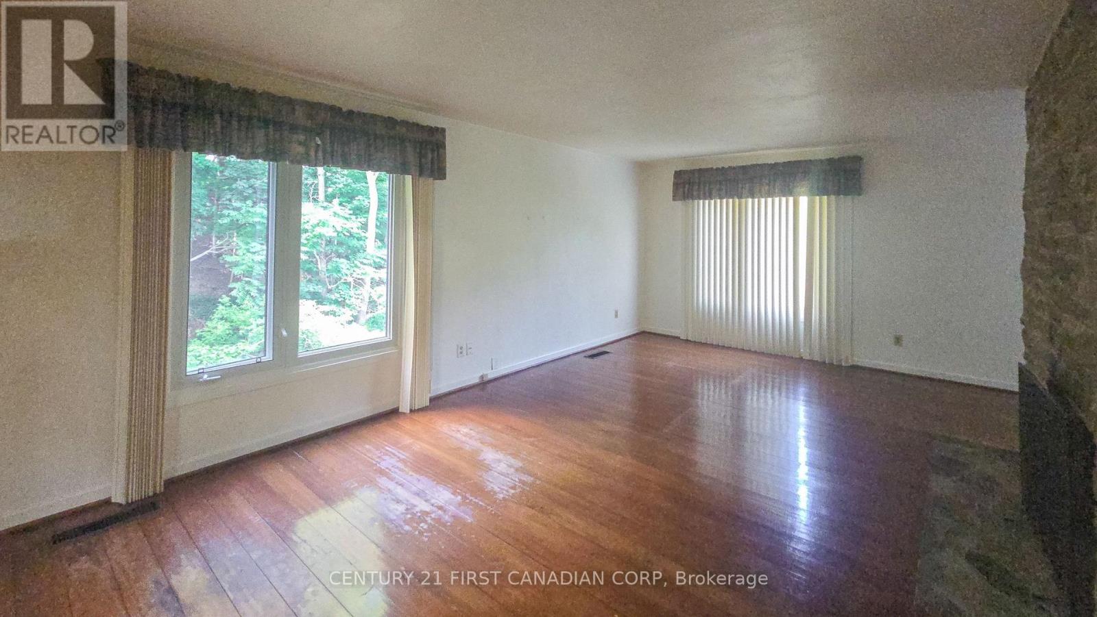 2546 WESTDEL BOURNE - Image 23