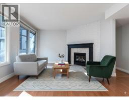 3, 123 13 Avenue NE - photo 4
